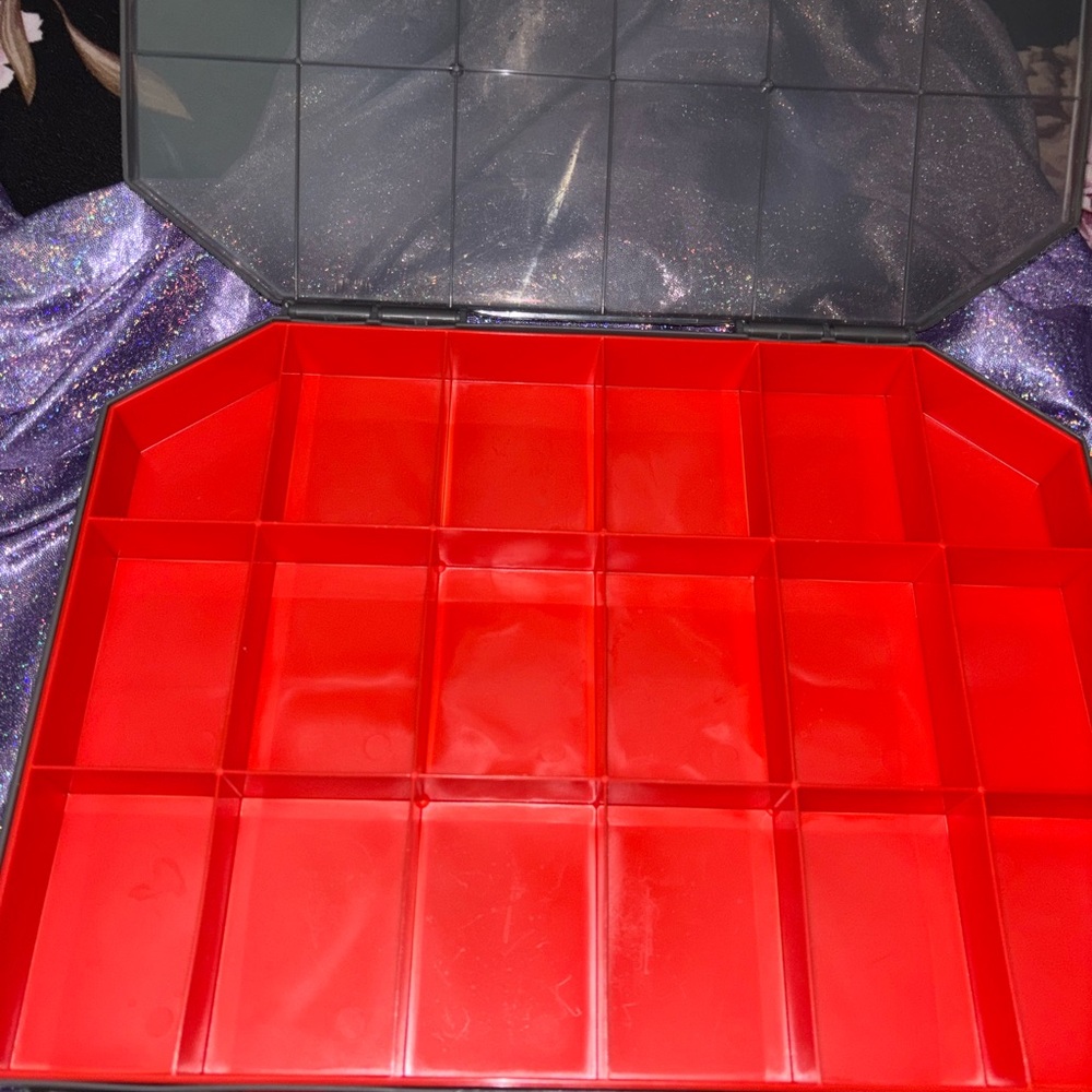 ROBLOX: Collectors Tool Box - Picture 7 of 8